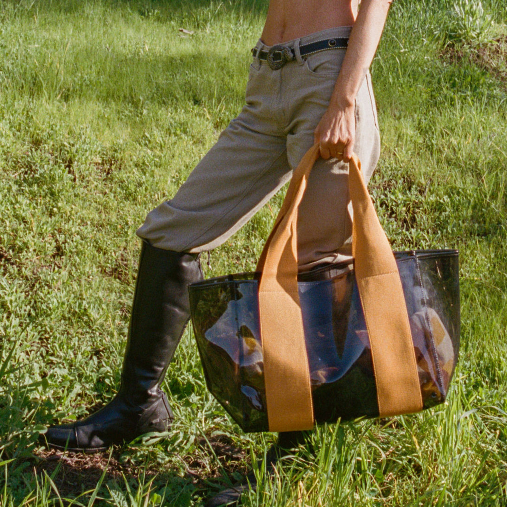 Wellington Cabana Tote - Image 5