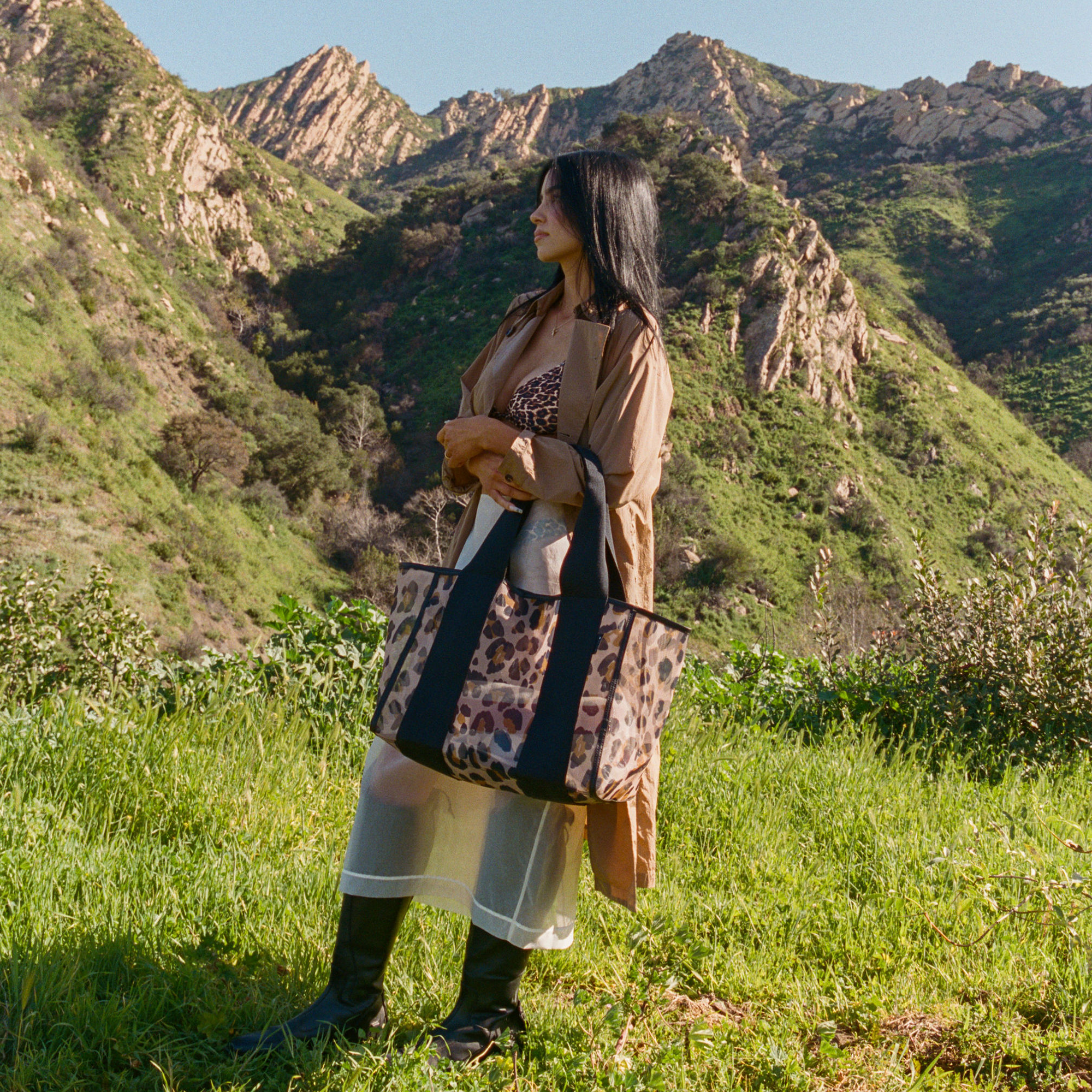 Wellington Cabana Tote - Image 3